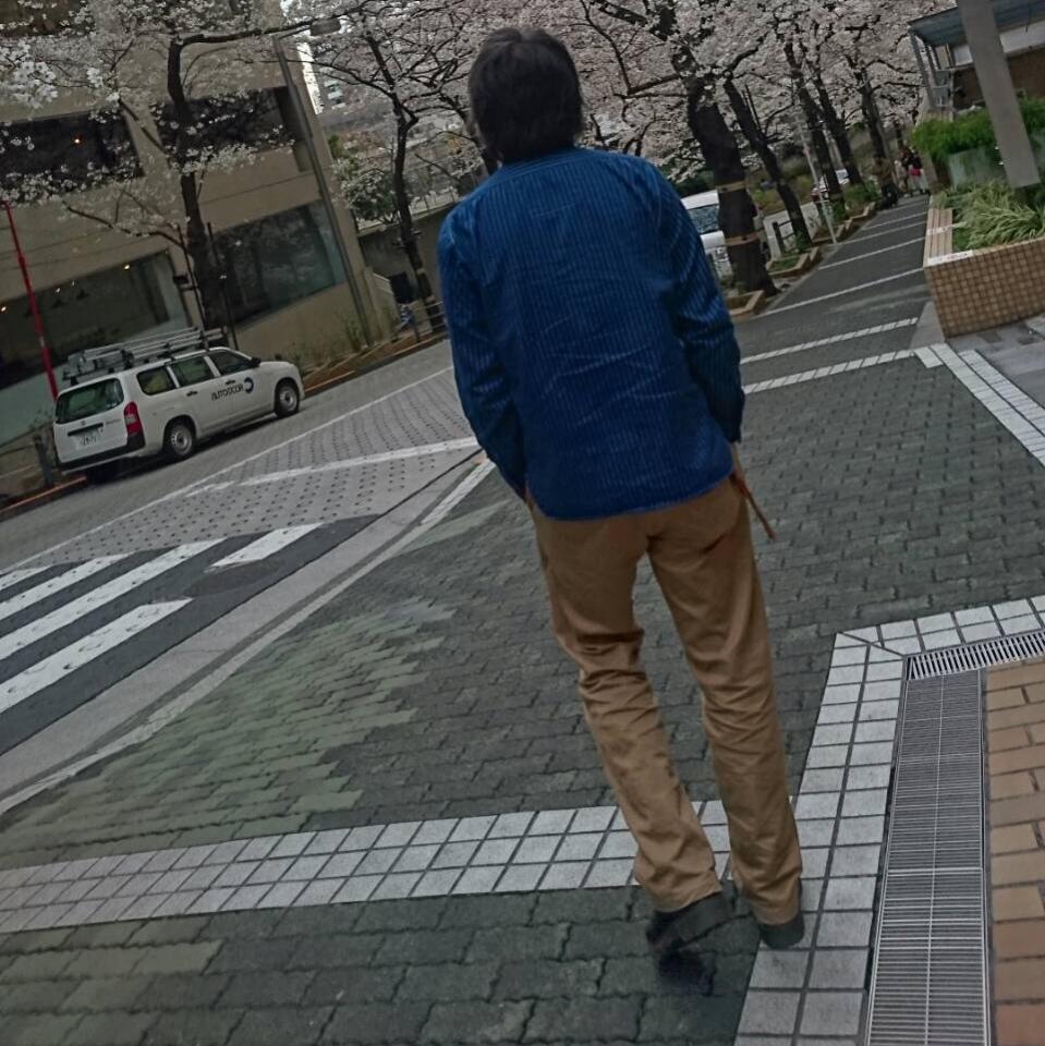 NowLoading...