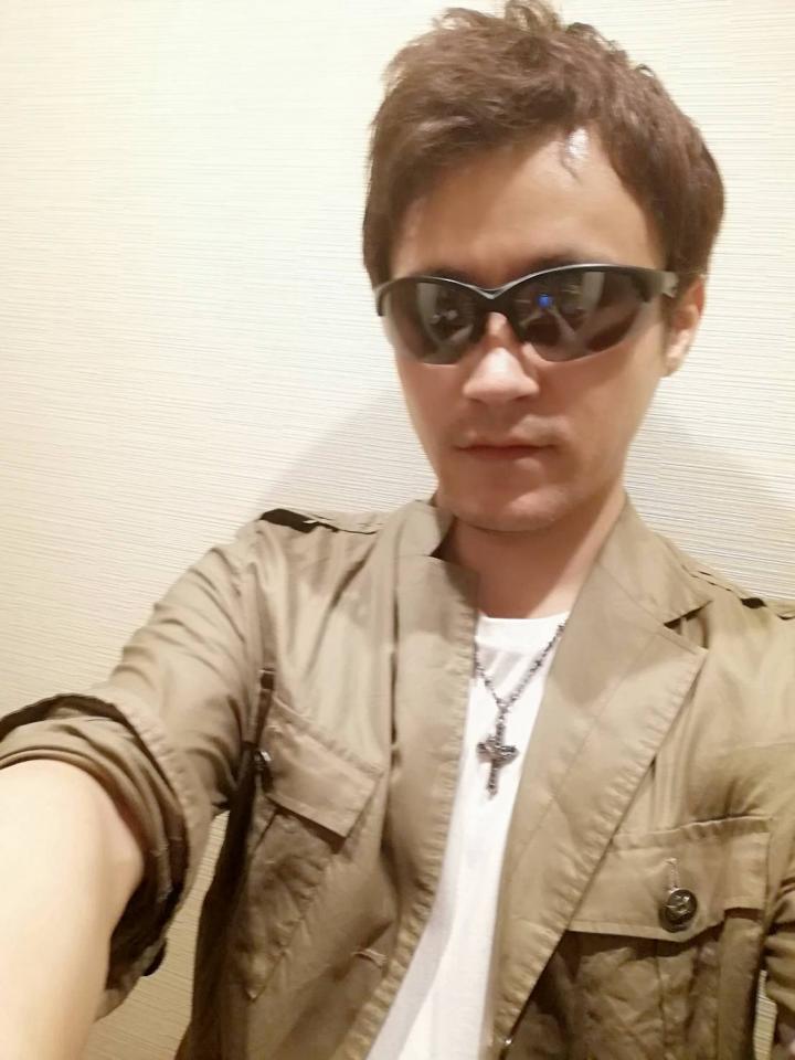 NowLoading...